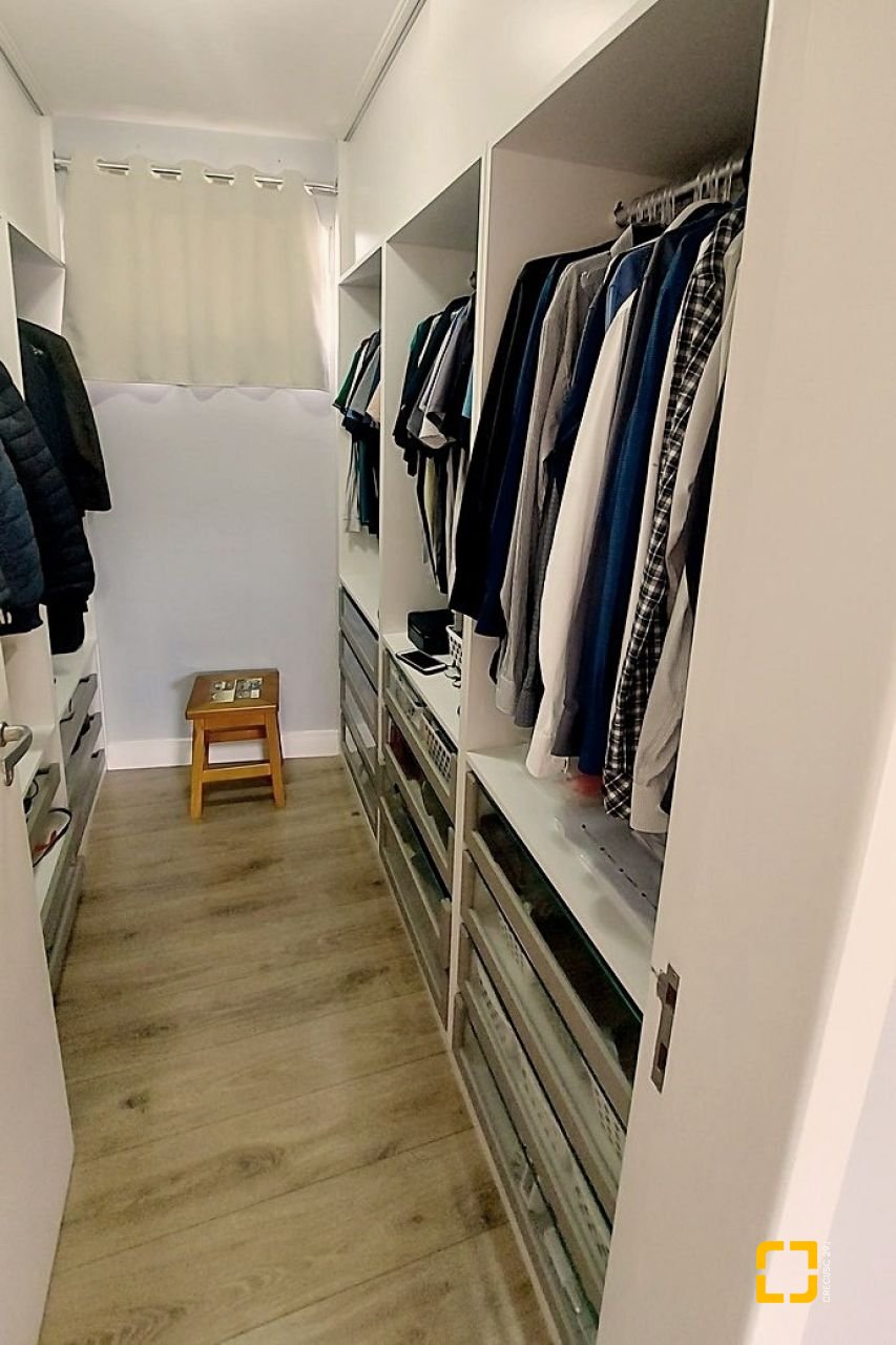 Apartamento com 166m², 5 quartos (sendo 1 suíte), 2 garagens, no bairro Capoeiras em Florianópolis