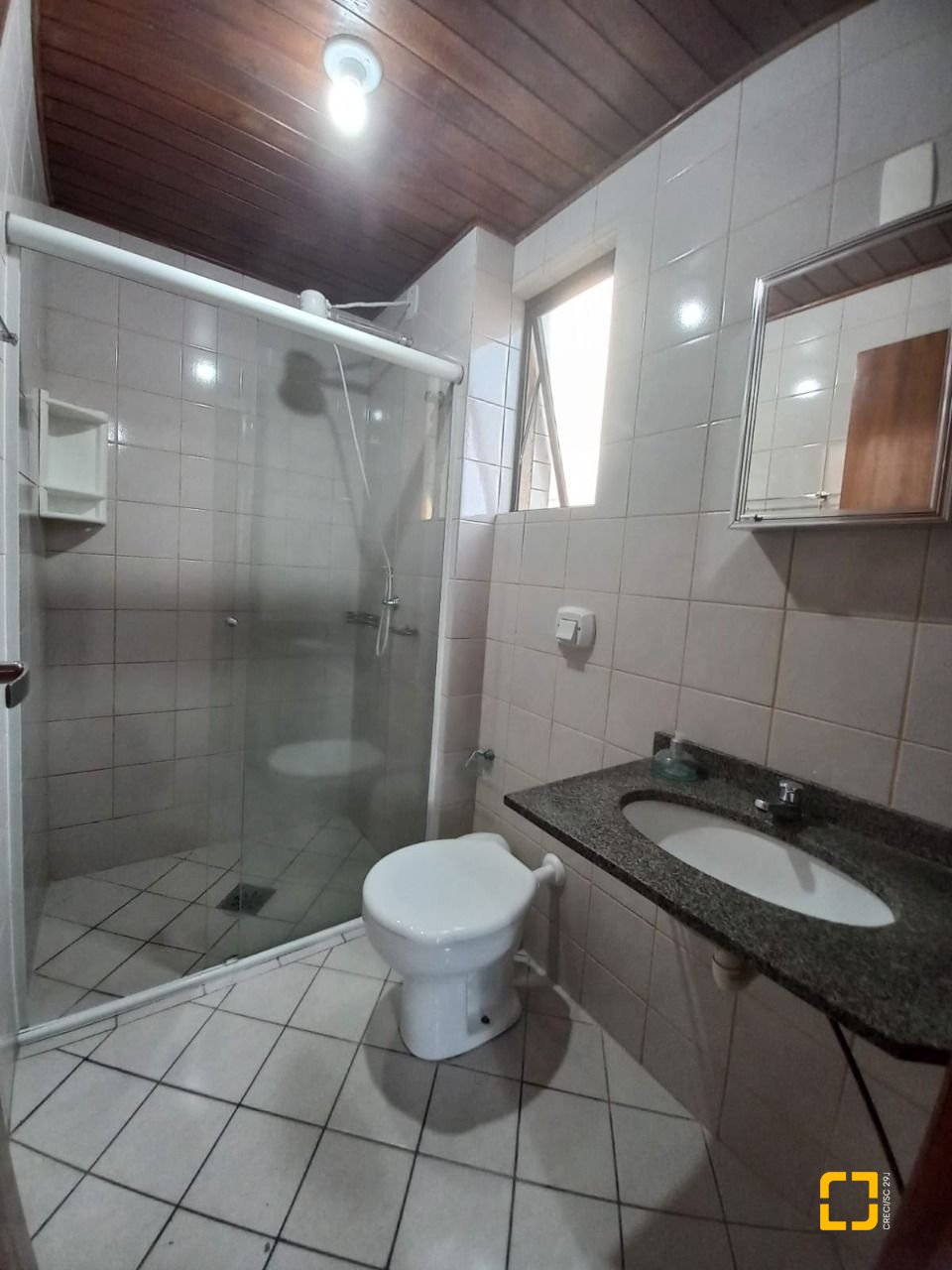 Apartamento com 60m², 3 quartos (sendo 1 suíte), 1 garagem, no bairro Ingleses em Florianópolis