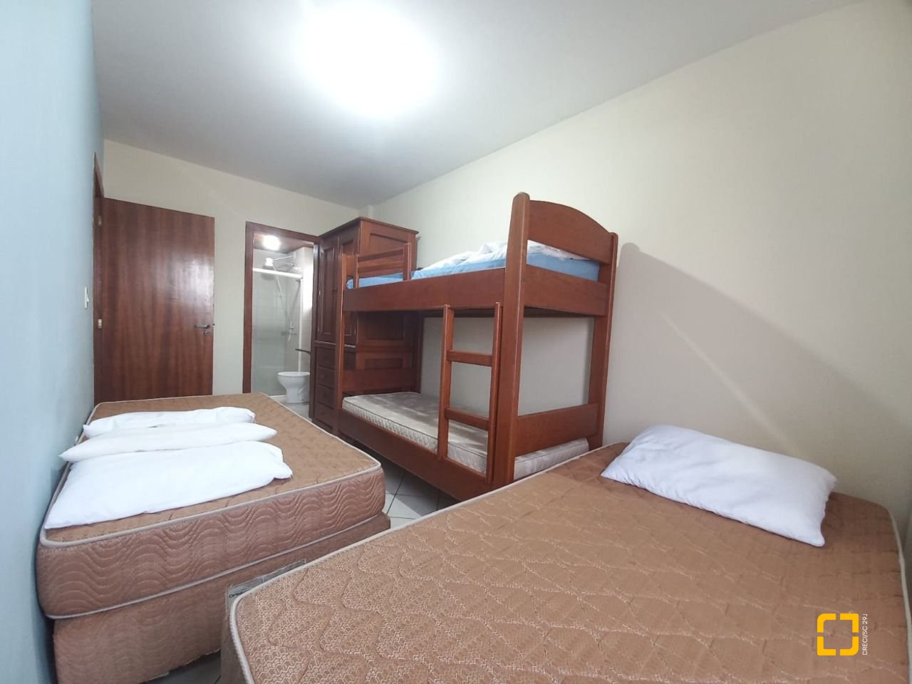 Apartamento com 60m², 3 quartos (sendo 1 suíte), 1 garagem, no bairro Ingleses em Florianópolis