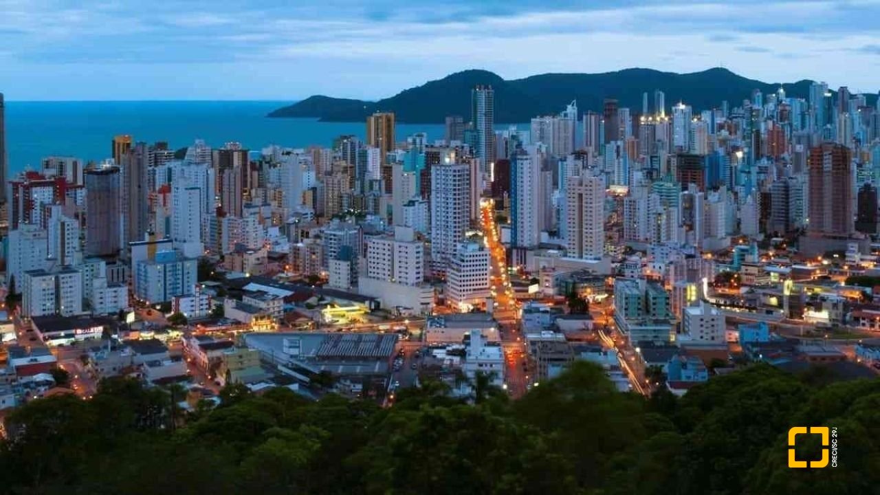Casa com 127m², 5 quartos (sendo 2 suítes), 2 garagens, no bairro Ingleses em Florianópolis