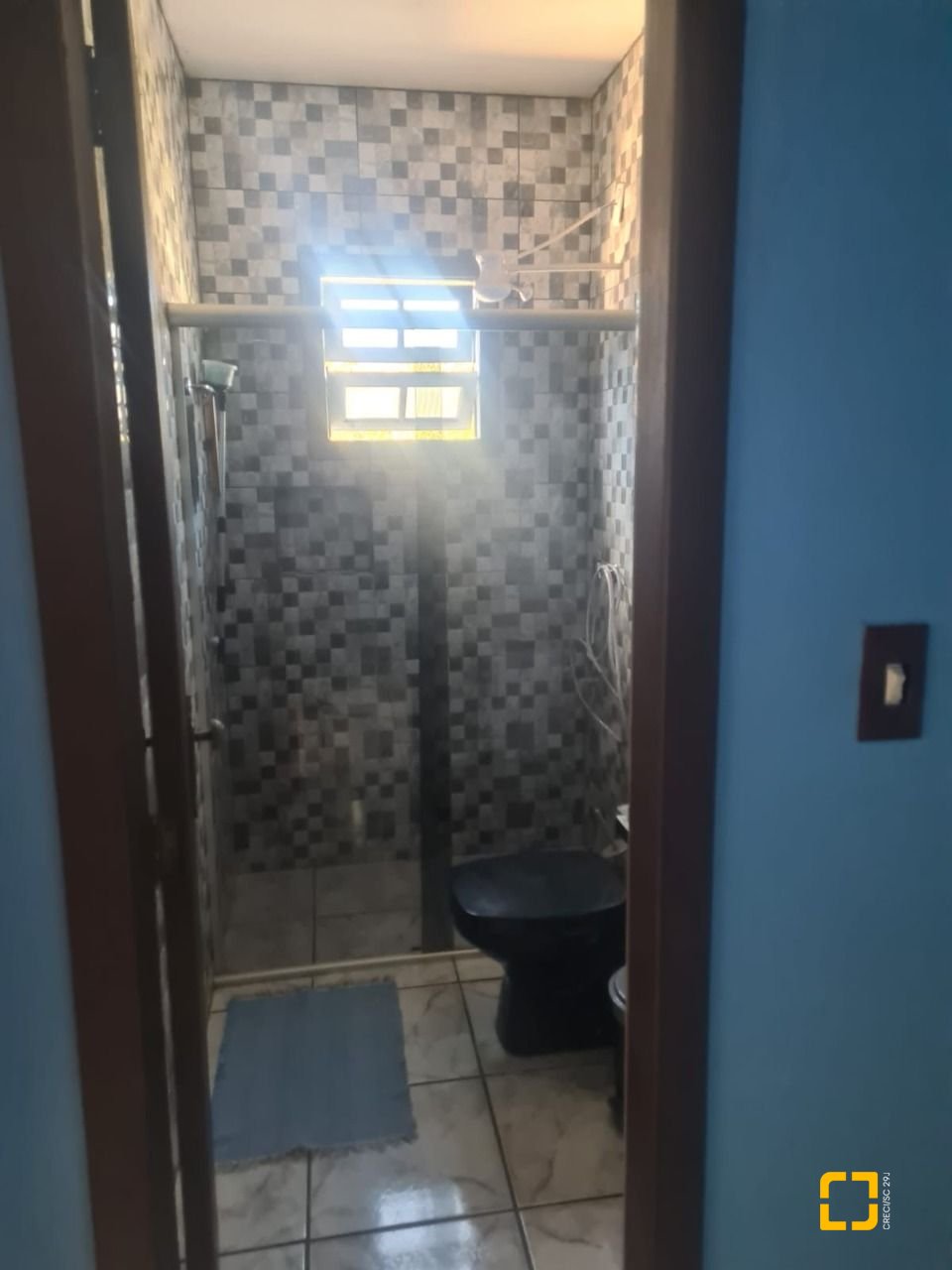 Casa com 150m², 5 quartos (sendo 1 suíte), 2 garagens, no bairro Rio Vermelho em Florianópolis