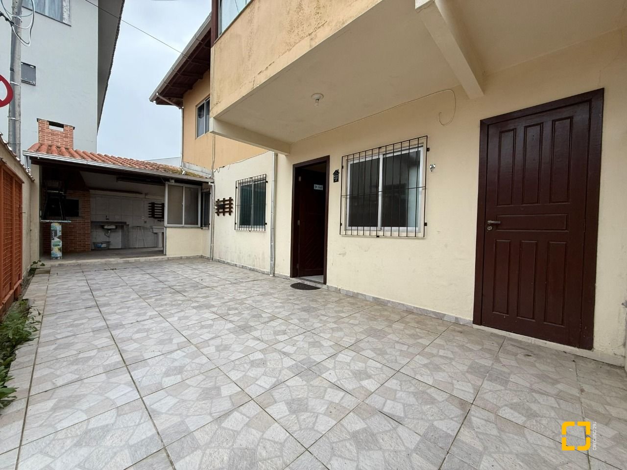 Apartamento com 61m², 2 quartos, 1 garagem, no bairro Ingleses em Florianópolis