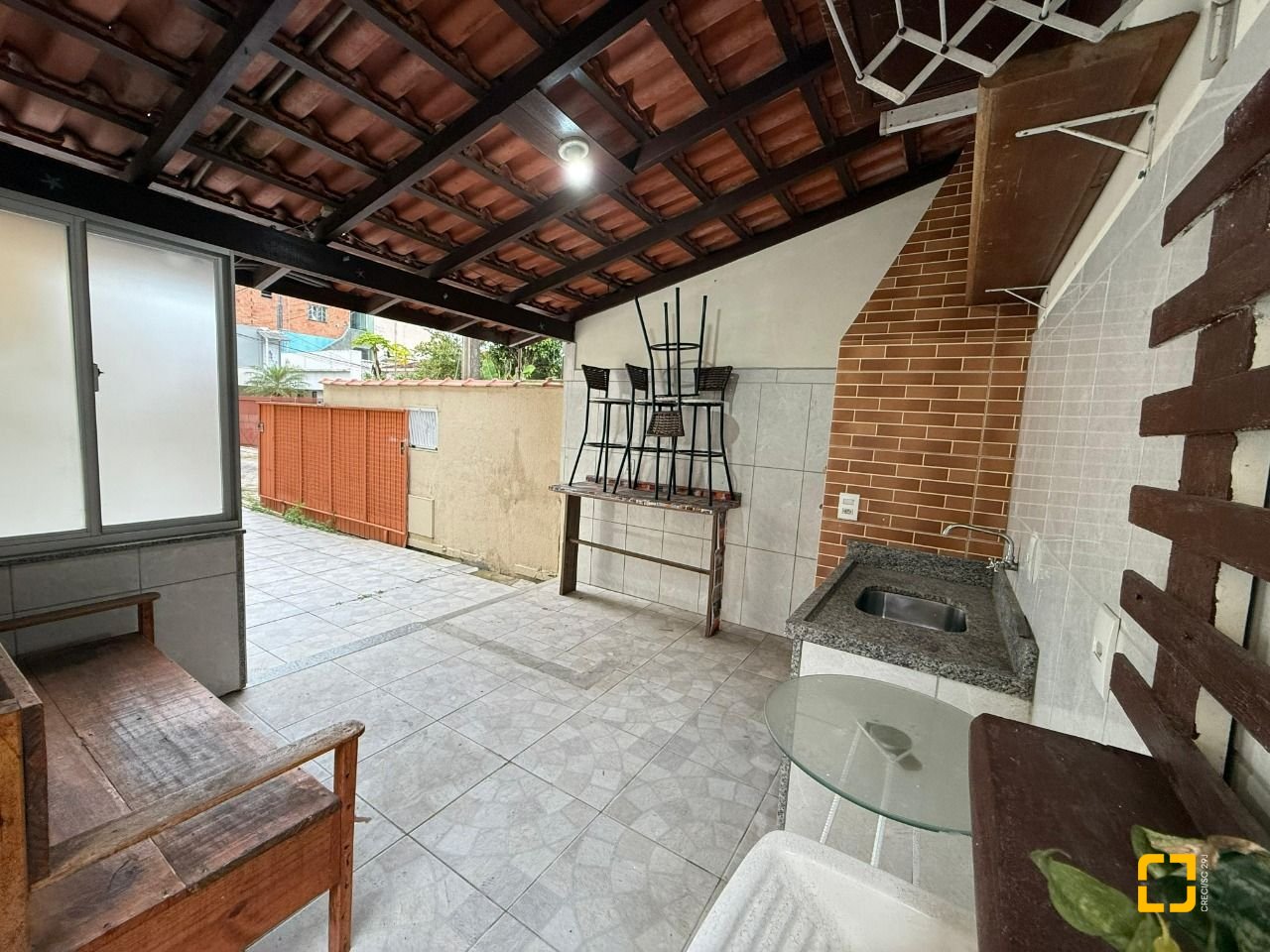Apartamento com 61m², 2 quartos, 1 garagem, no bairro Ingleses em Florianópolis