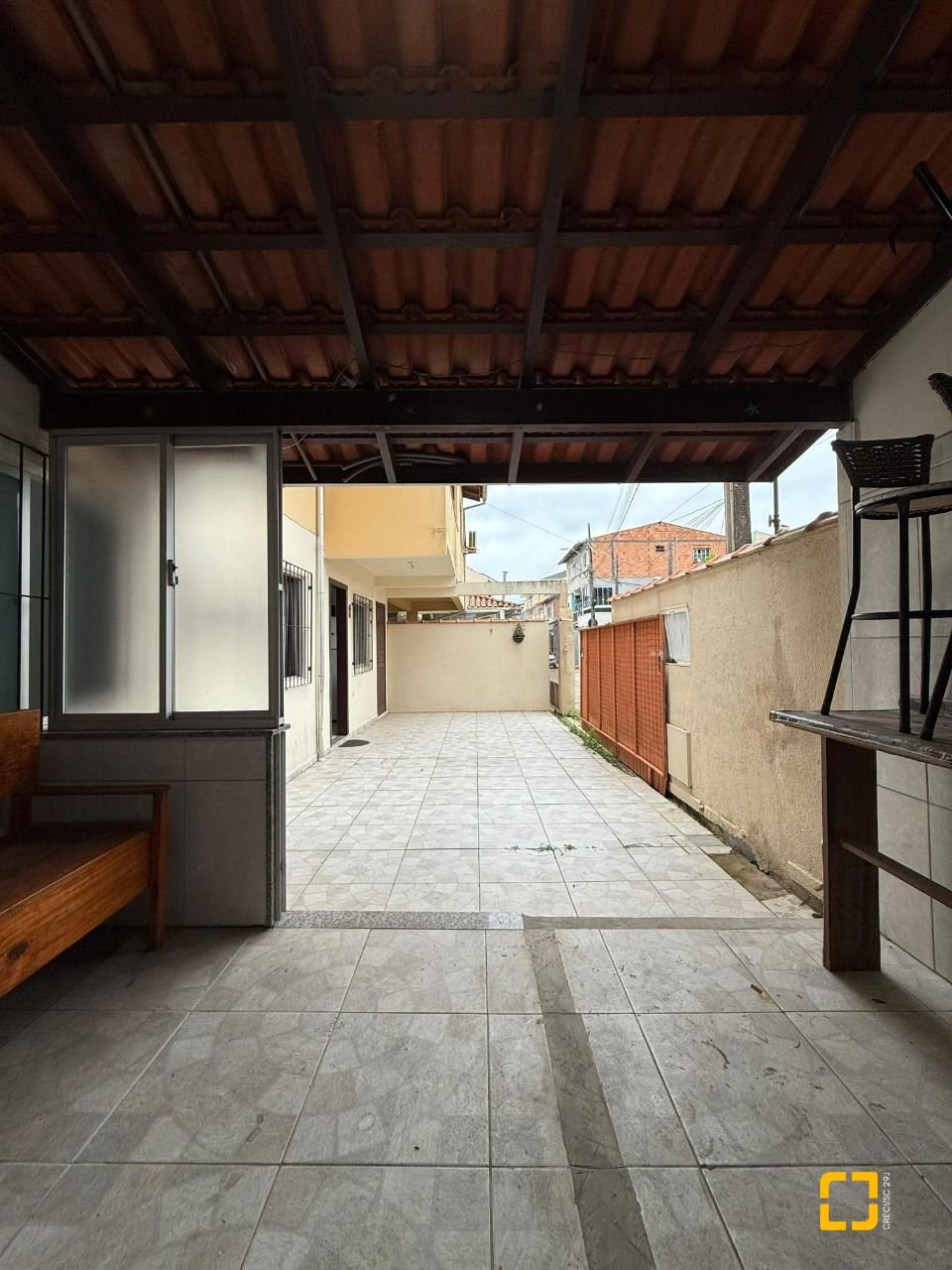 Apartamento com 61m², 2 quartos, 1 garagem, no bairro Ingleses em Florianópolis