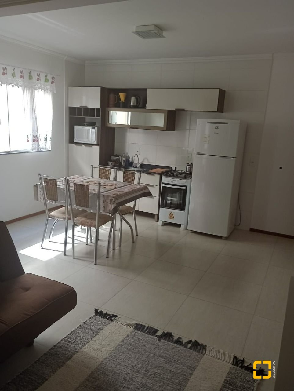 Apartamento com 65m², 3 quartos (sendo 1 suíte), 1 garagem, no bairro Ingleses em Florianópolis