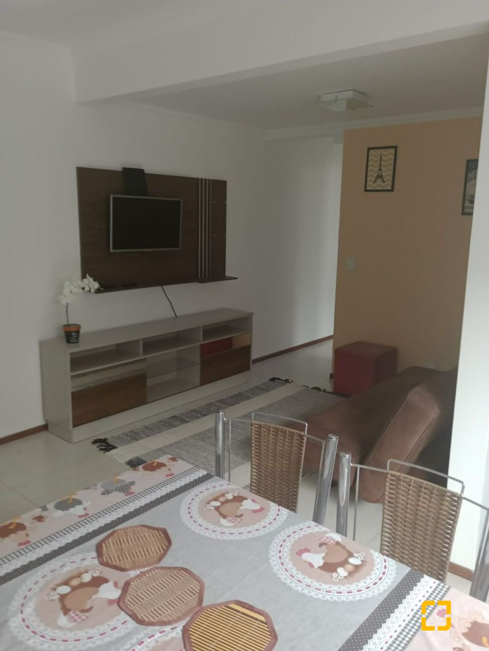Apartamento com 65m², 3 quartos (sendo 1 suíte), 1 garagem, no bairro Ingleses em Florianópolis