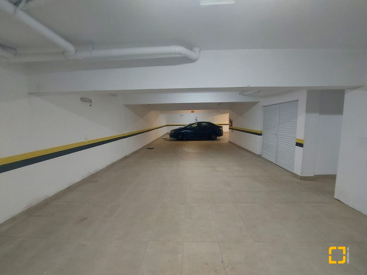 Prédio com 475m², 8 garagens, no bairro Canasvieiras em Florianópolis