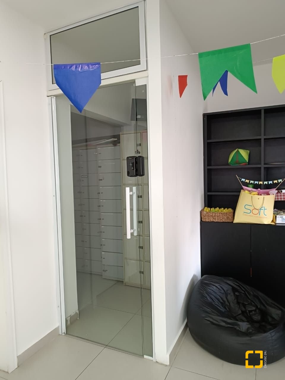 Sala com 111m², no bairro Centro em Florianópolis
