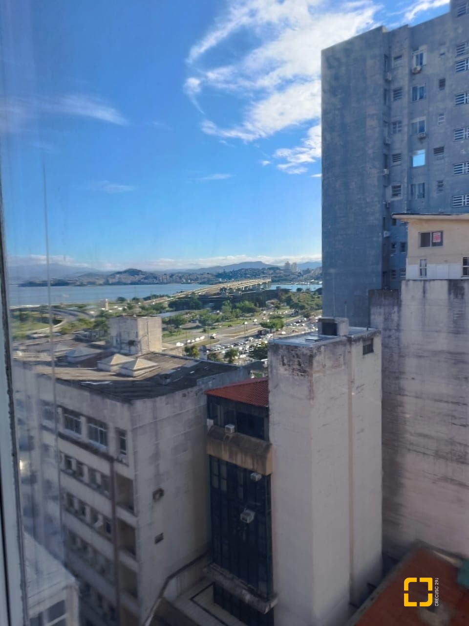 Sala com 111m², no bairro Centro em Florianópolis