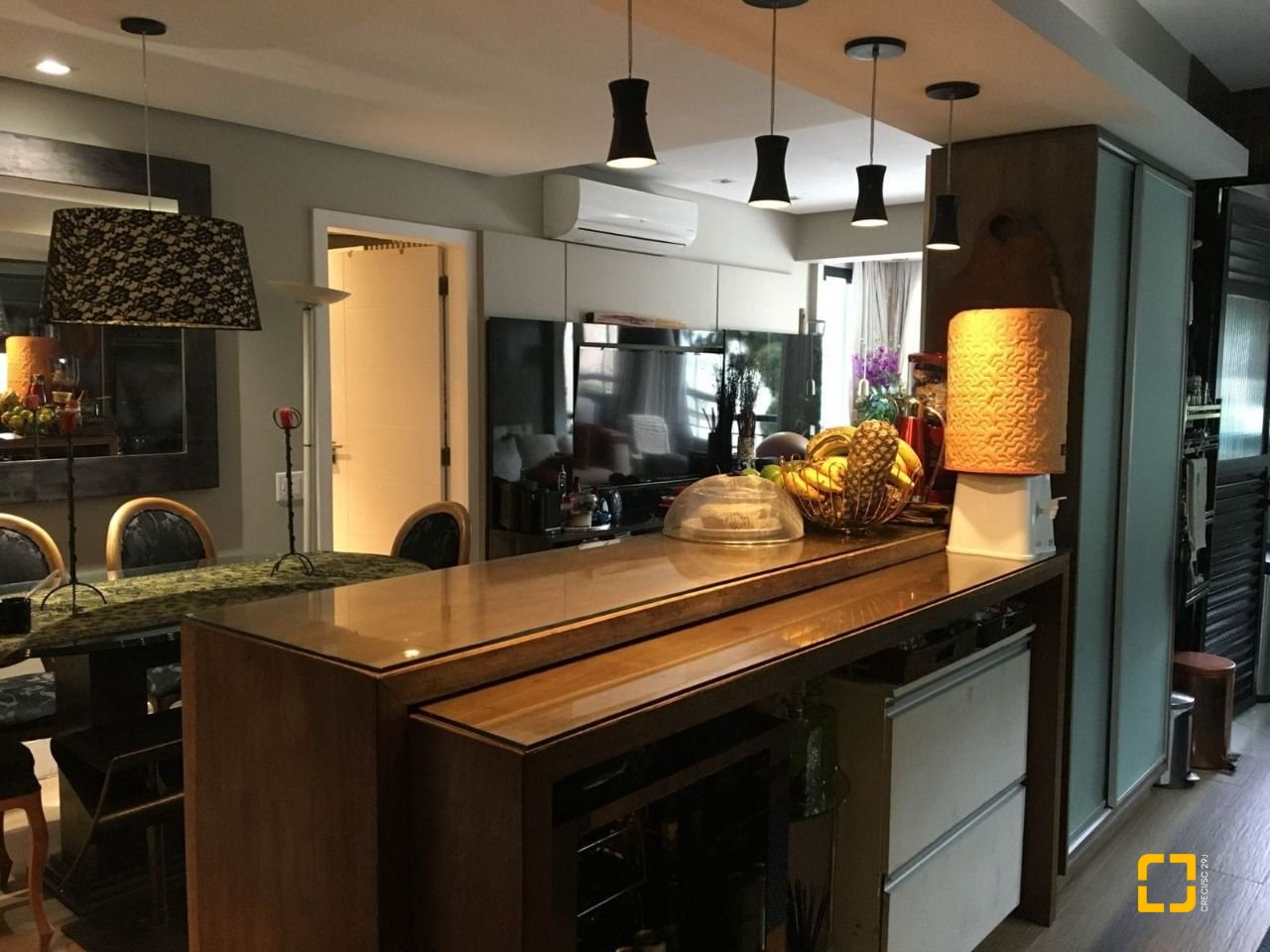 Apartamento com 81m², 3 quartos (sendo 1 suíte), 1 garagem, no bairro Centro em Florianópolis