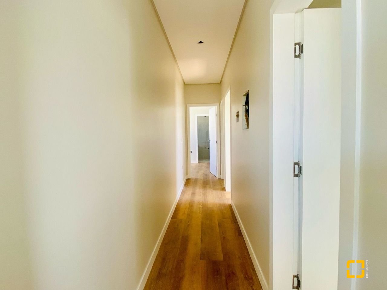Casa com 128m², 3 quartos (sendo 1 suíte), 2 garagens, no bairro Sertão do Maruim em São José