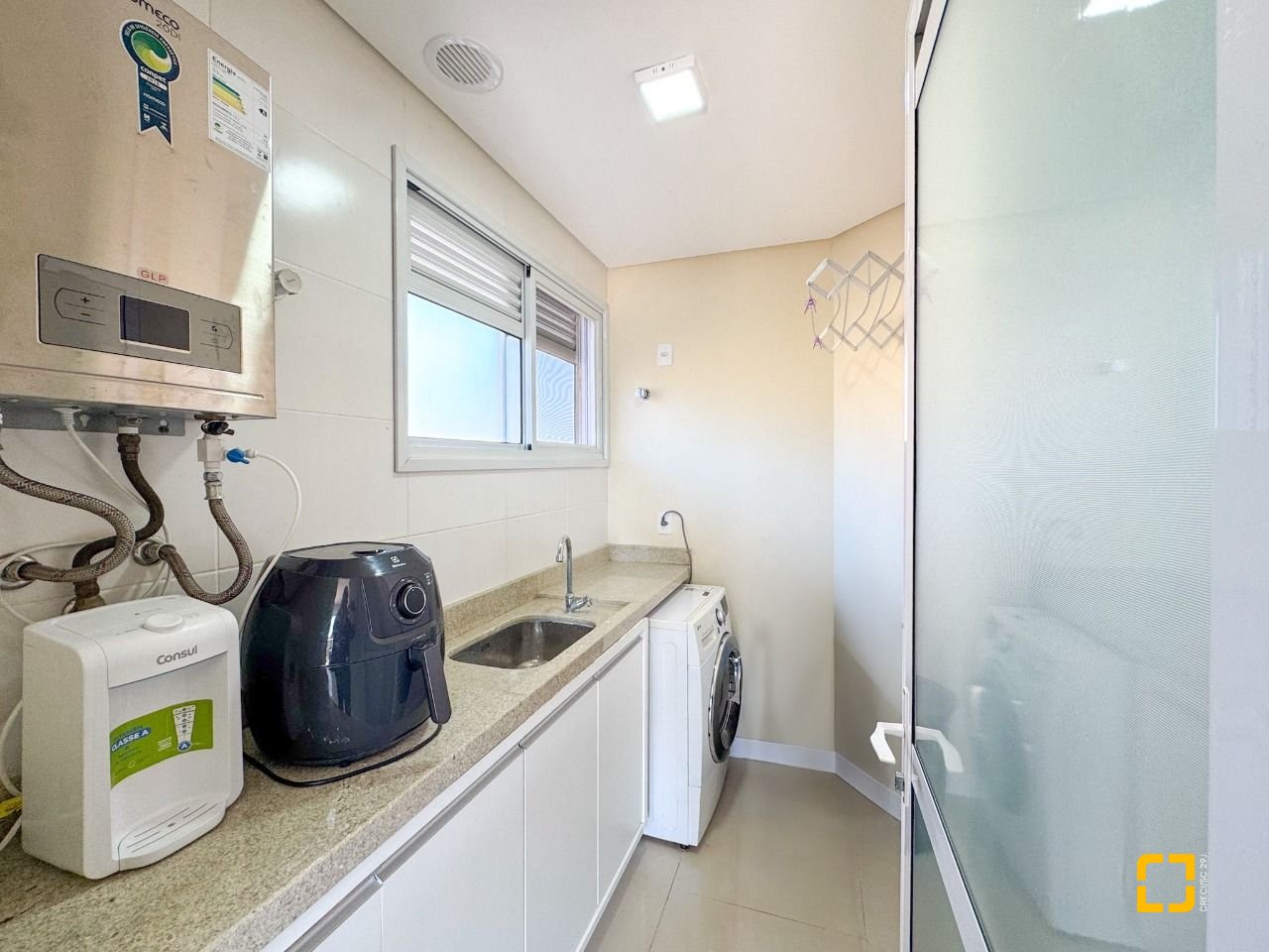 Cobertura com 159m², 4 quartos (sendo 1 suíte), 2 garagens, no bairro Jurerê em Florianópolis