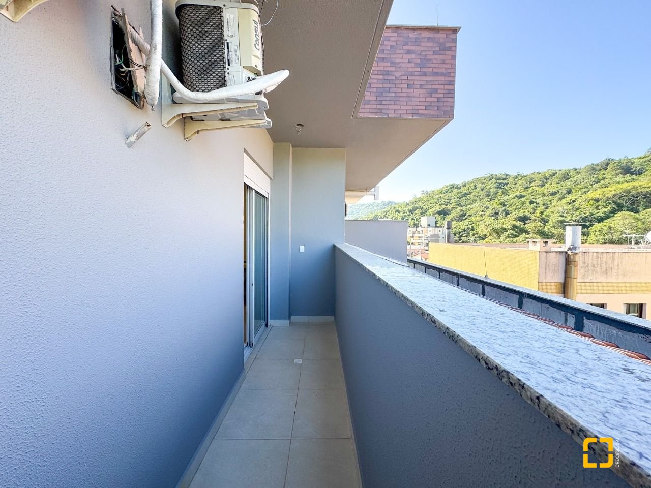 Cobertura com 159m², 4 quartos (sendo 1 suíte), 2 garagens, no bairro Jurerê em Florianópolis