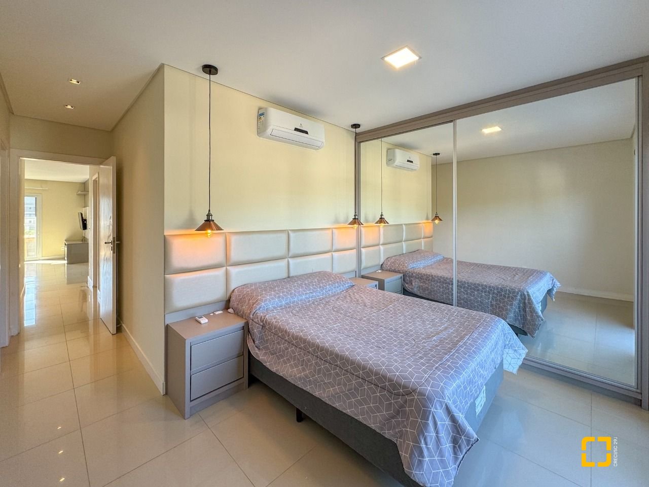 Cobertura com 159m², 4 quartos (sendo 1 suíte), 2 garagens, no bairro Jurerê em Florianópolis