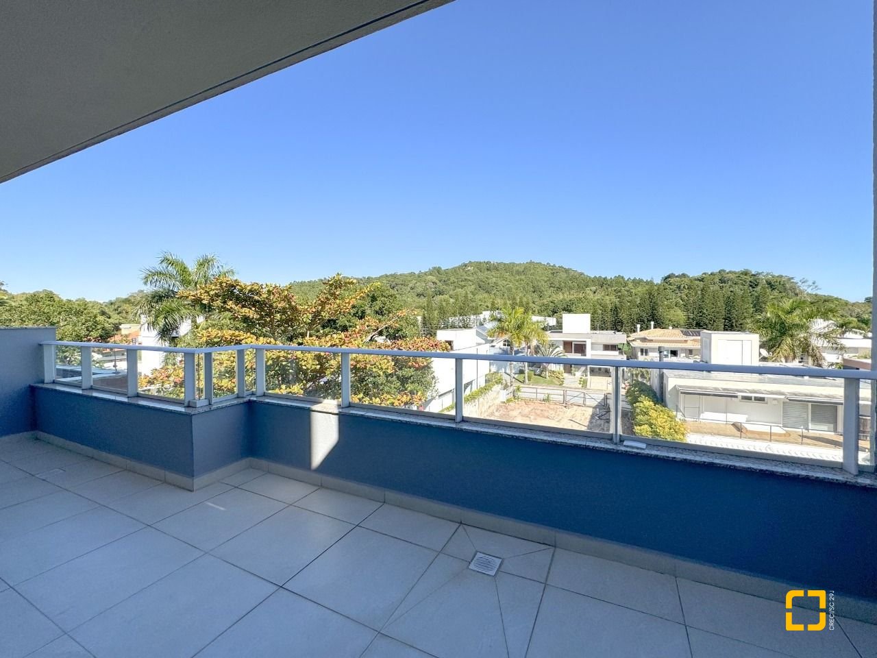 Cobertura com 159m², 4 quartos (sendo 1 suíte), 2 garagens, no bairro Jurerê em Florianópolis