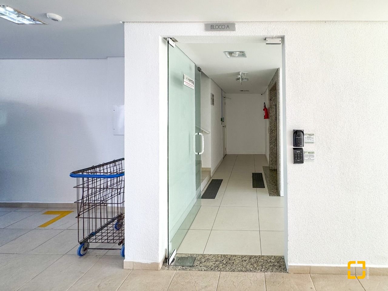 Cobertura com 159m², 4 quartos (sendo 1 suíte), 2 garagens, no bairro Jurerê em Florianópolis