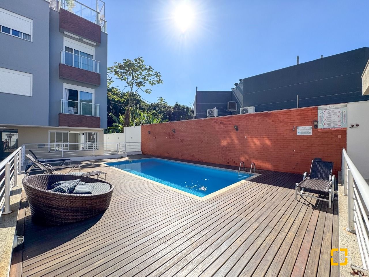 Cobertura com 159m², 4 quartos (sendo 1 suíte), 2 garagens, no bairro Jurerê em Florianópolis