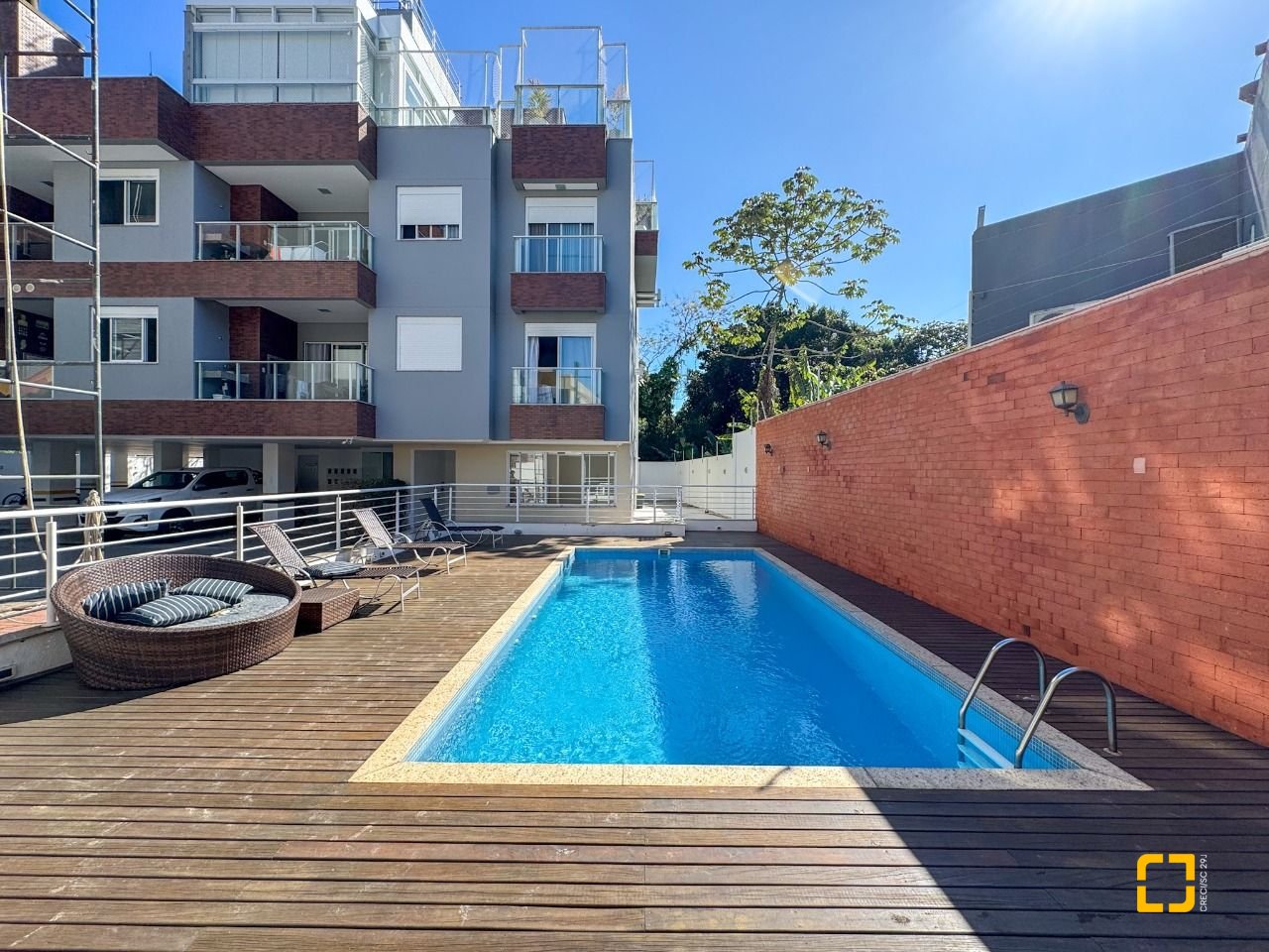 Cobertura com 159m², 4 quartos (sendo 1 suíte), 2 garagens, no bairro Jurerê em Florianópolis