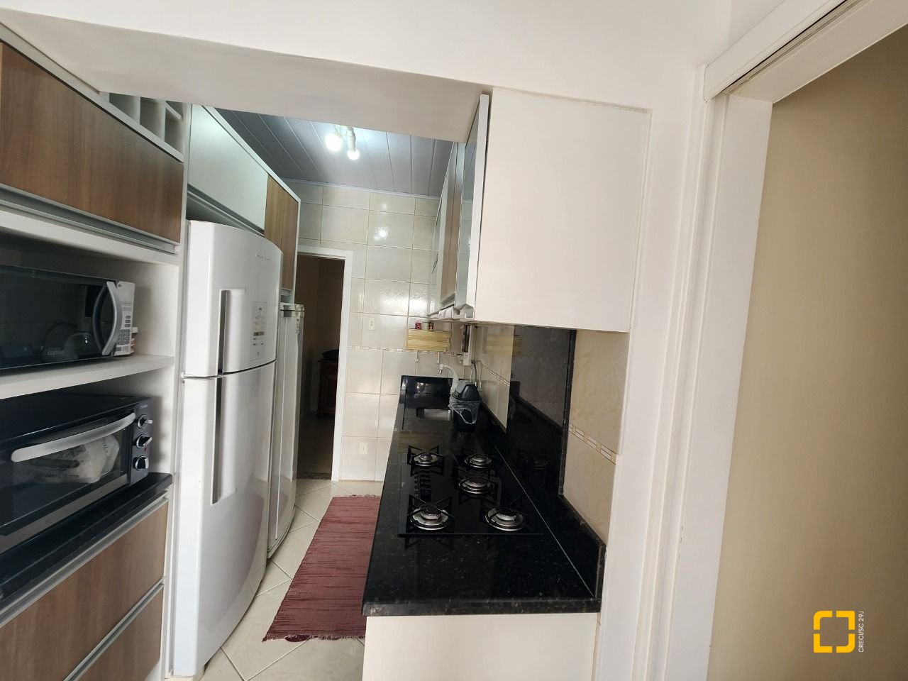 Casa com 120m², 4 quartos (sendo 1 suíte), 1 garagem, no bairro Centro em Florianópolis