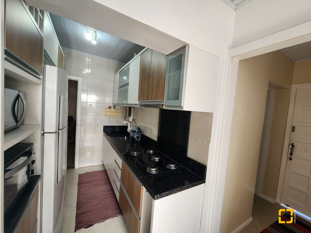 Casa com 120m², 4 quartos (sendo 1 suíte), 1 garagem, no bairro Centro em Florianópolis