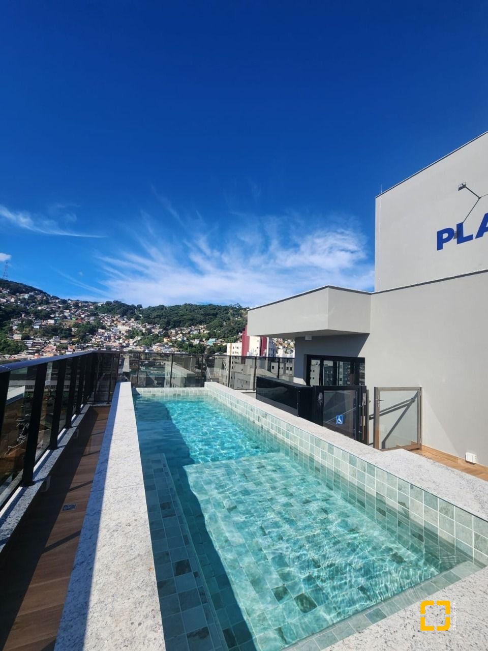 Apartamento com 57m², 1 quarto, 1 garagem, no bairro Centro em Florianópolis