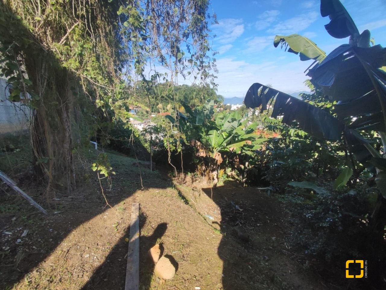 Casa com 90m², 2 quartos, 2 garagens, no bairro São Luiz em São José