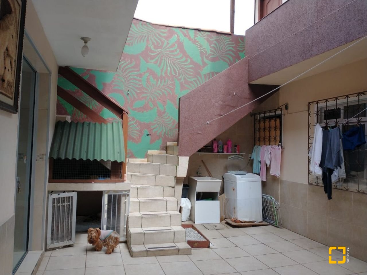 Casa com 119m², 6 quartos (sendo 2 suítes), 2 garagens, no bairro Saco dos Limões em Florianópolis