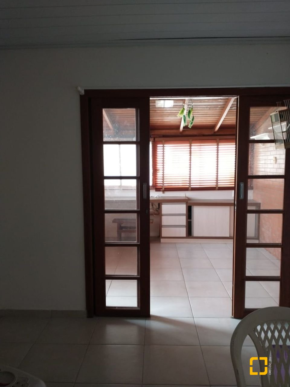 Casa com 119m², 6 quartos (sendo 2 suítes), 2 garagens, no bairro Saco dos Limões em Florianópolis