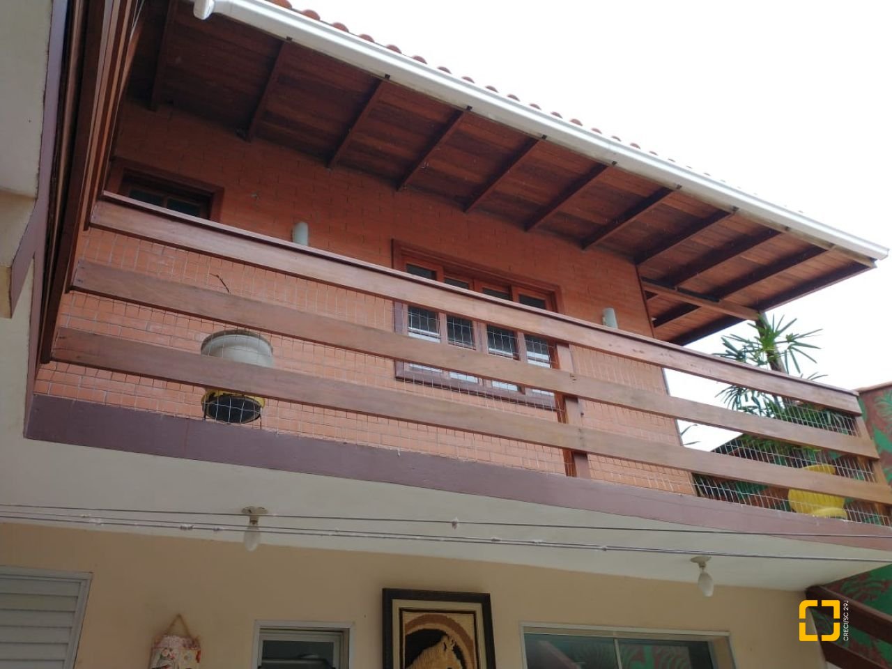 Casa com 119m², 6 quartos (sendo 2 suítes), 2 garagens, no bairro Saco dos Limões em Florianópolis