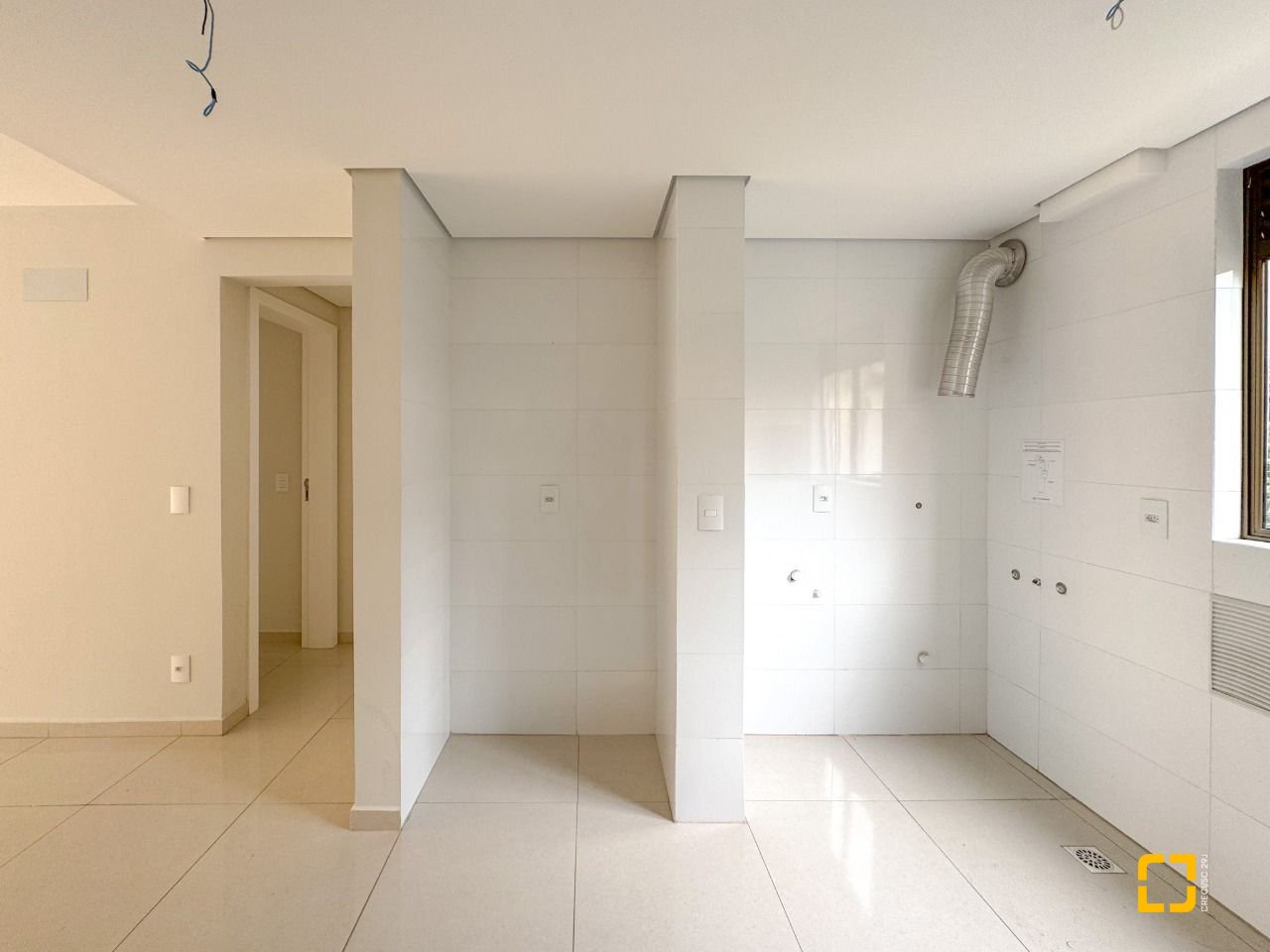 Apartamento com 105m², 3 quartos (sendo 1 suíte), 1 garagem, no bairro Trindade em Florianópolis