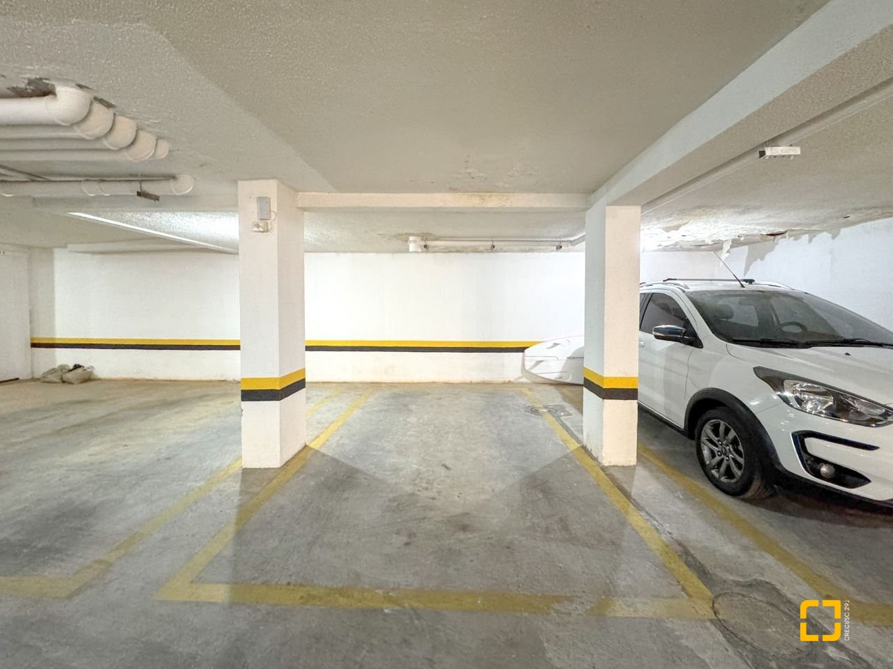 Apartamento com 105m², 3 quartos (sendo 1 suíte), 1 garagem, no bairro Trindade em Florianópolis
