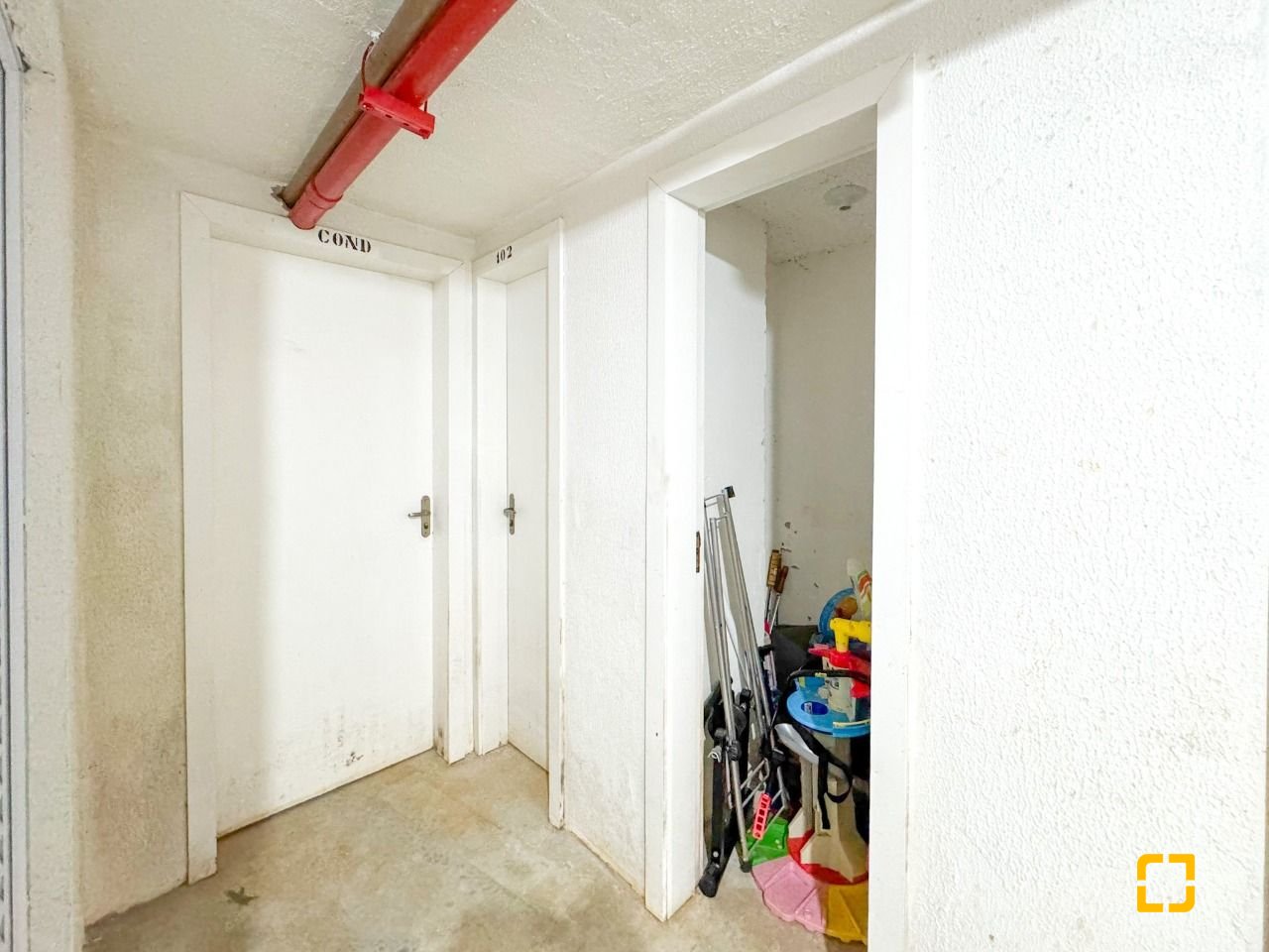 Apartamento com 105m², 3 quartos (sendo 1 suíte), 1 garagem, no bairro Trindade em Florianópolis