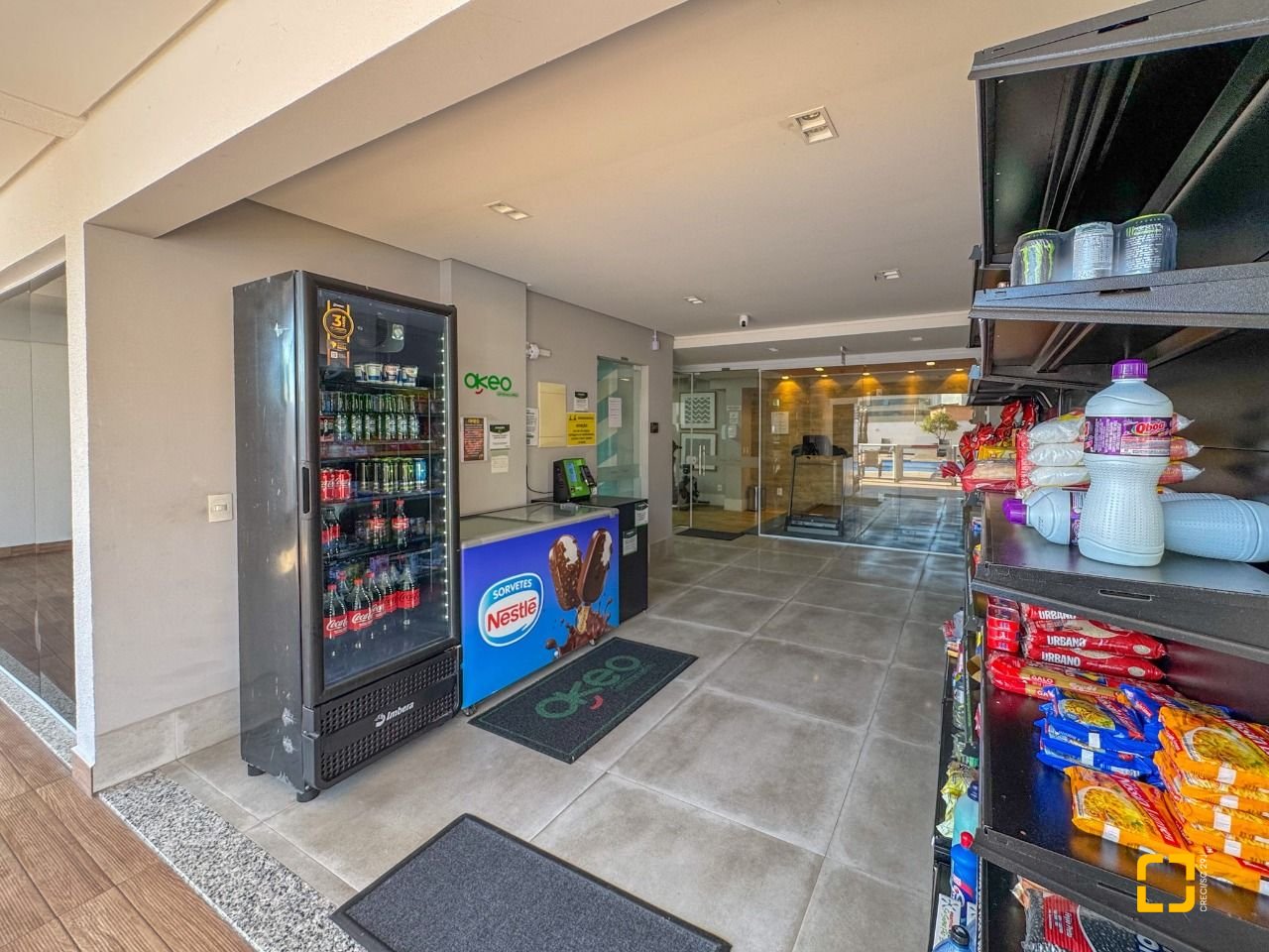 Cobertura com 156m², 4 quartos (sendo 1 suíte), 2 garagens, no bairro Agronômica em Florianópolis