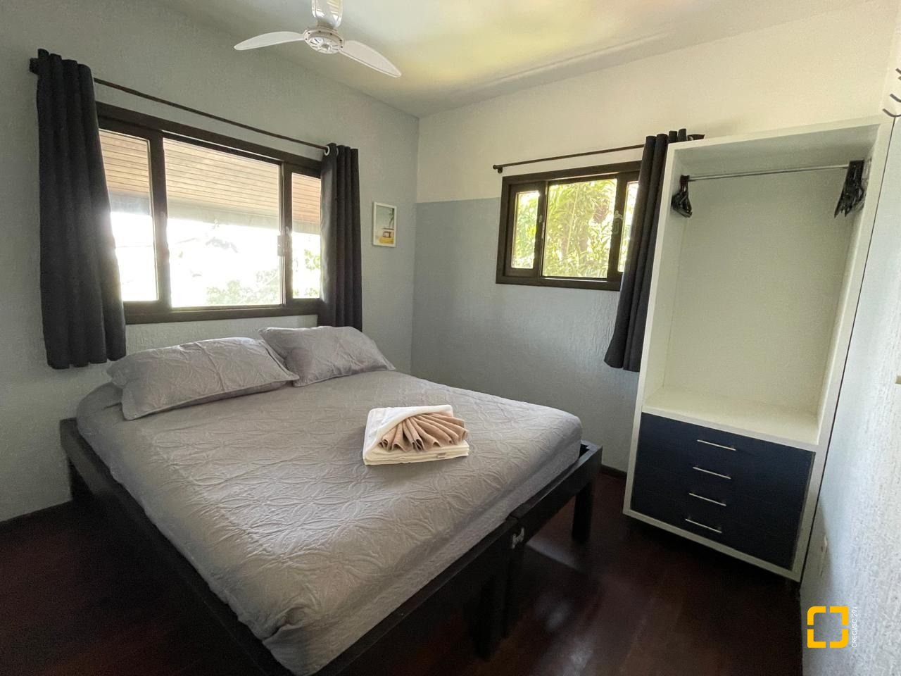 Hotel com 228m², 11 quartos, no bairro Barra da Lagoa em Florianópolis