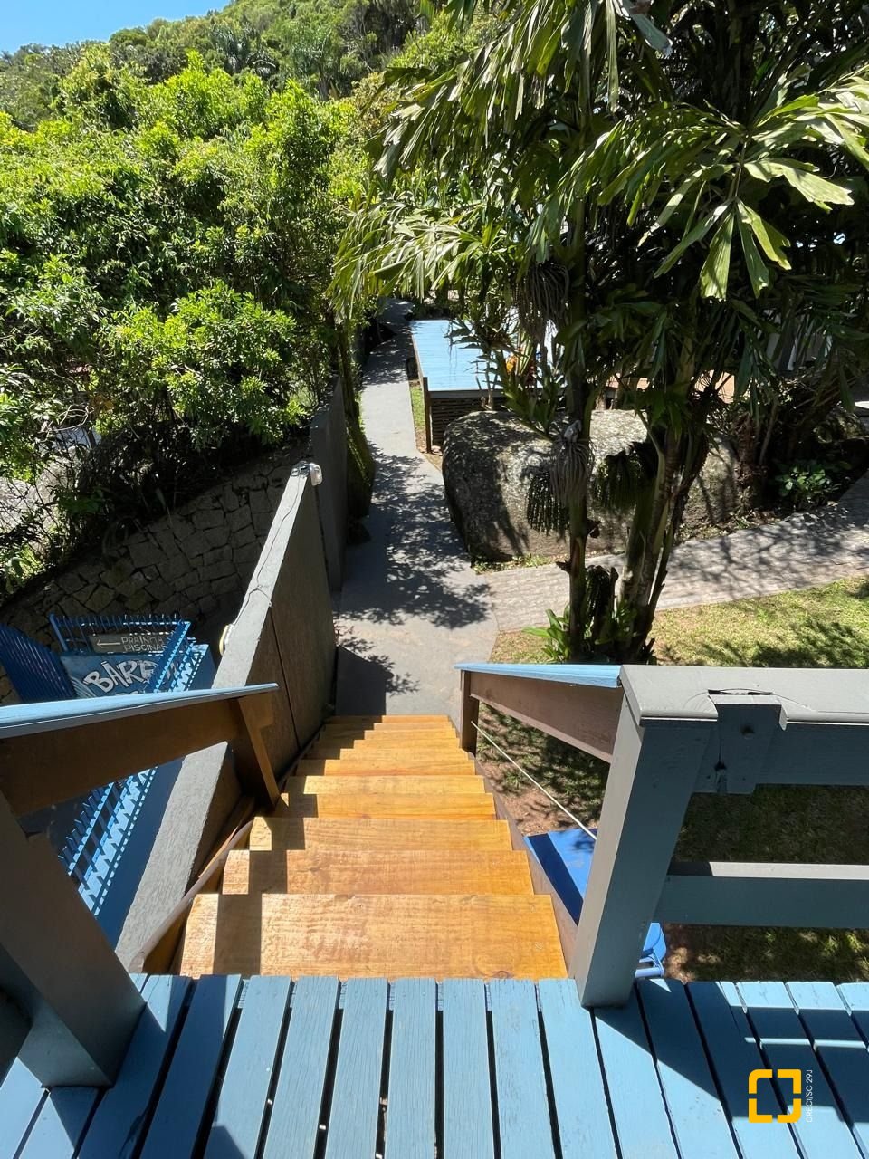 Hotel com 228m², 11 quartos, no bairro Barra da Lagoa em Florianópolis