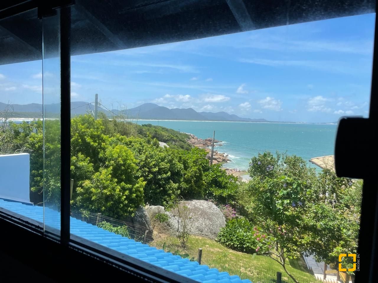 Hotel com 228m², 11 quartos, no bairro Barra da Lagoa em Florianópolis