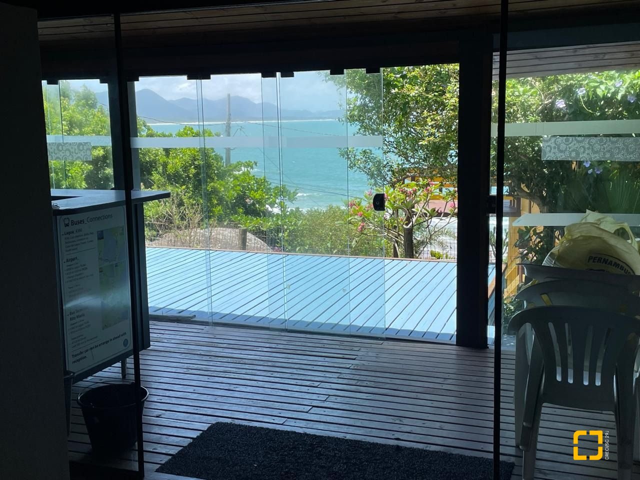 Hotel com 228m², 11 quartos, no bairro Barra da Lagoa em Florianópolis