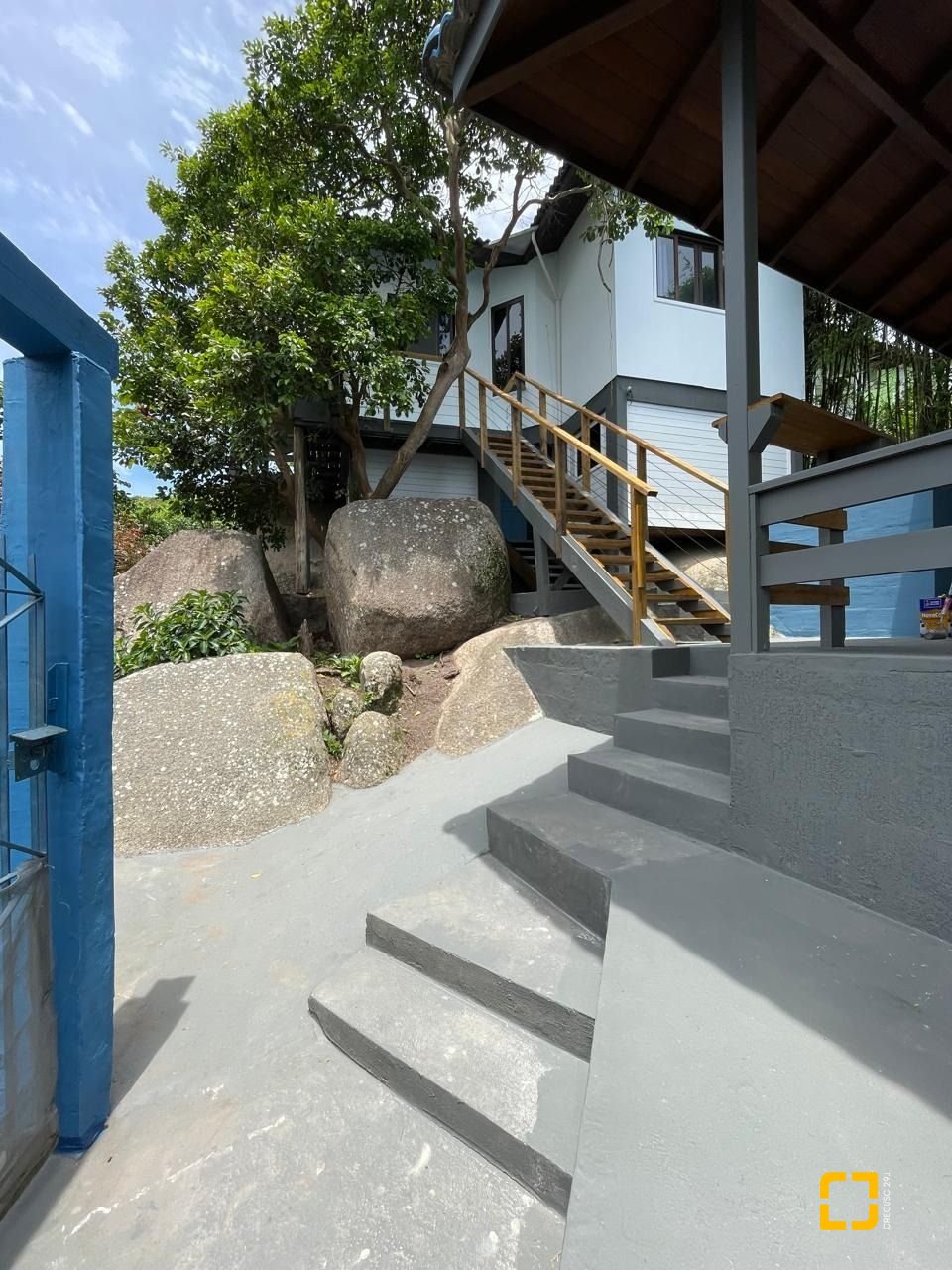 Hotel com 228m², 11 quartos, no bairro Barra da Lagoa em Florianópolis
