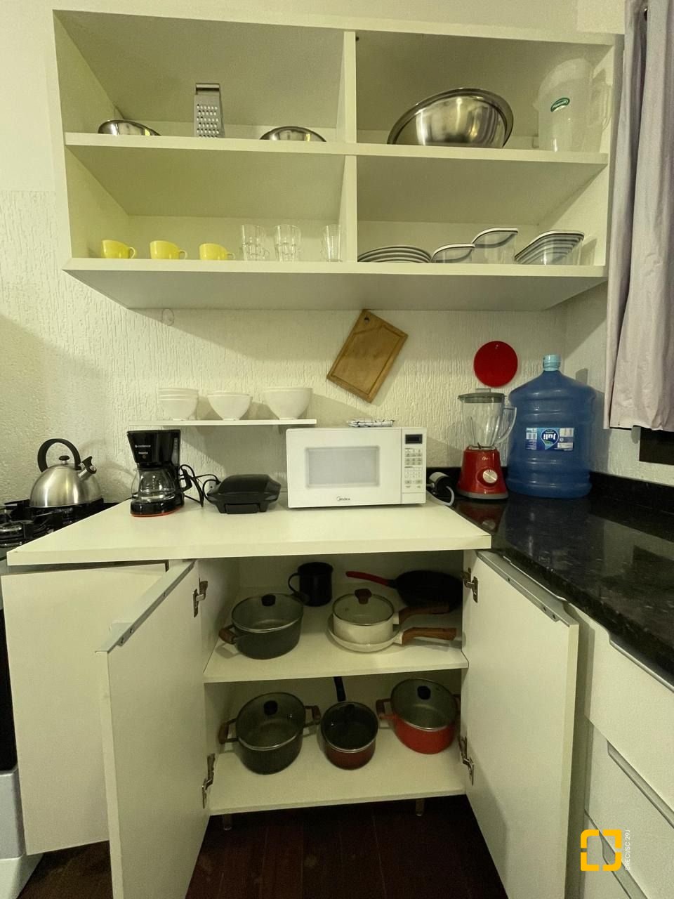 Hotel com 228m², 11 quartos, no bairro Barra da Lagoa em Florianópolis
