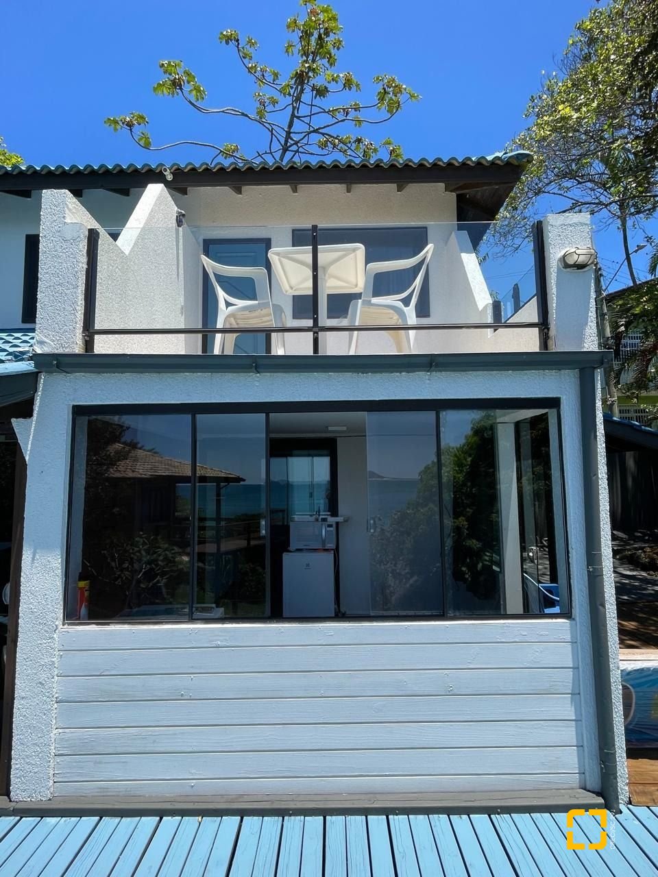 Hotel com 228m², 11 quartos, no bairro Barra da Lagoa em Florianópolis