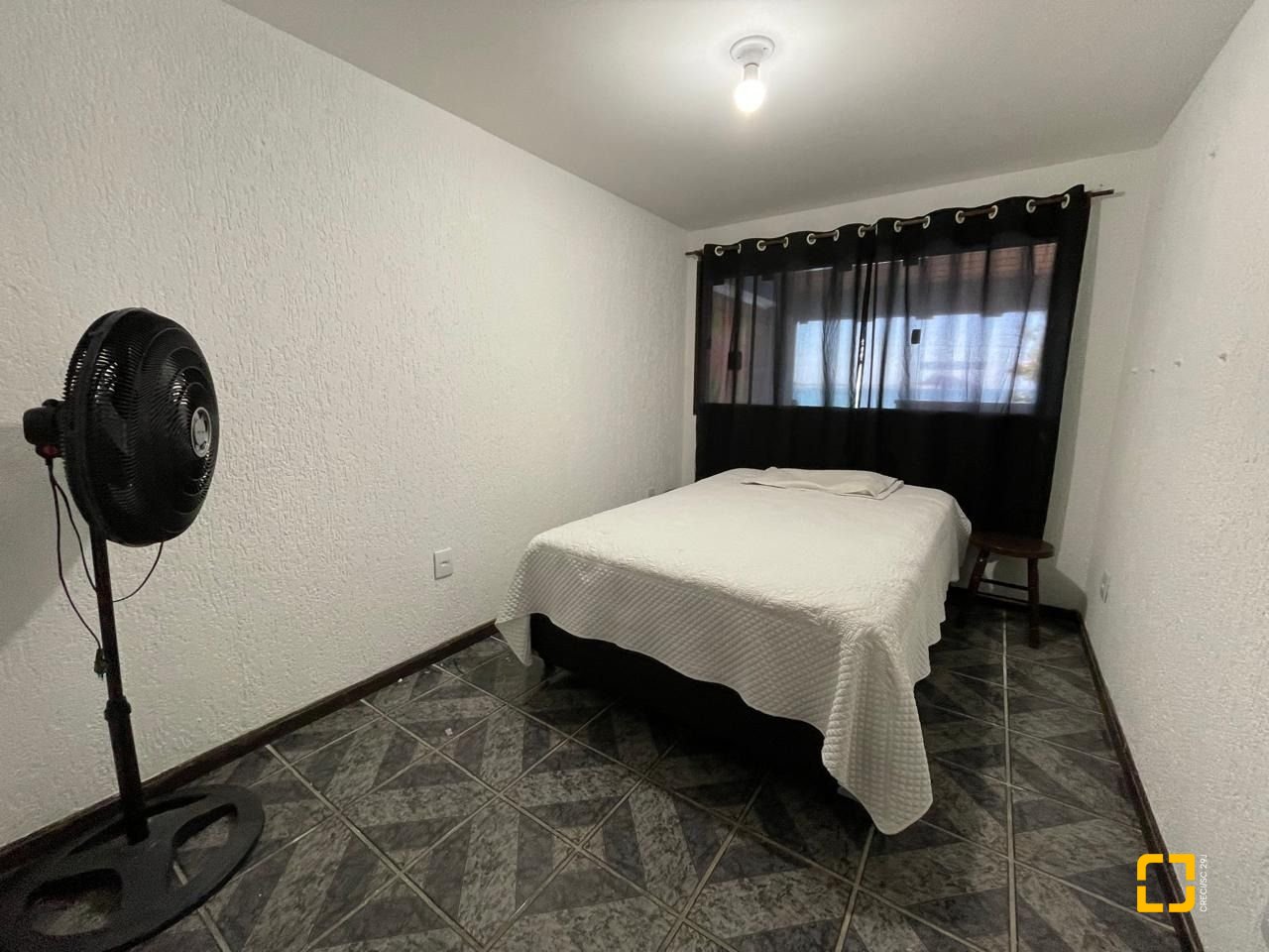 Hotel com 228m², 11 quartos, no bairro Barra da Lagoa em Florianópolis