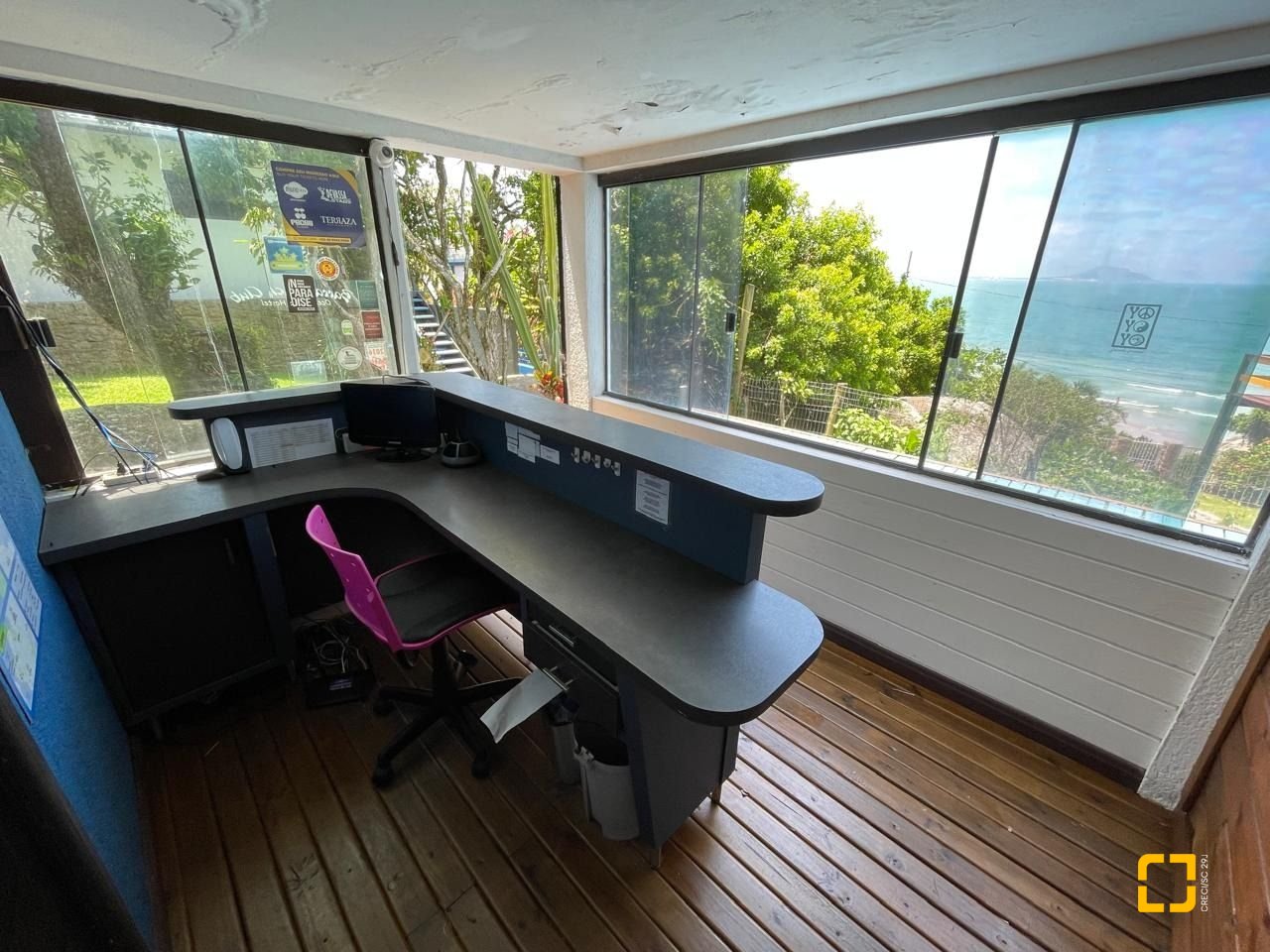 Hotel com 228m², 11 quartos, no bairro Barra da Lagoa em Florianópolis