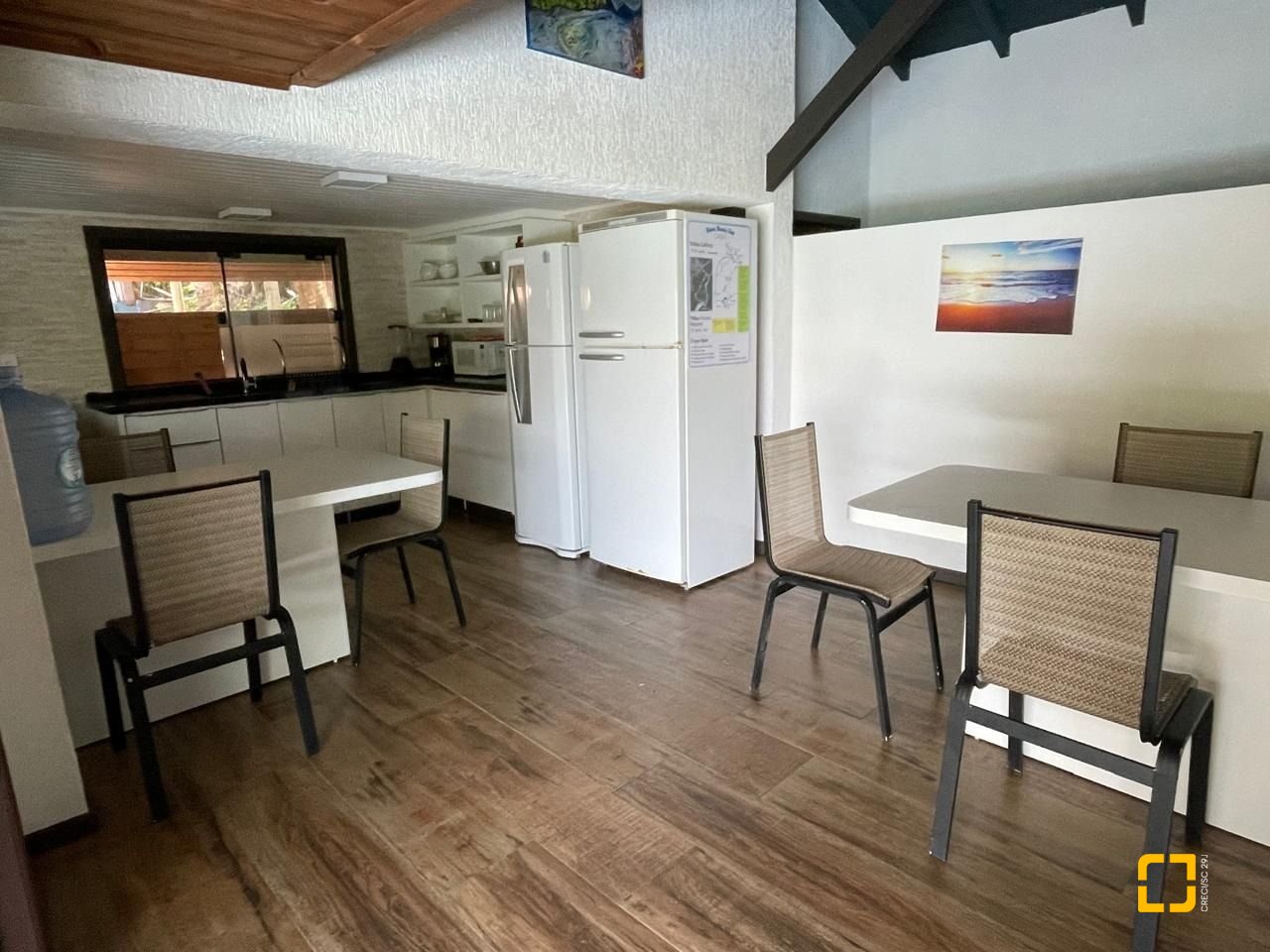 Hotel com 228m², 11 quartos, no bairro Barra da Lagoa em Florianópolis