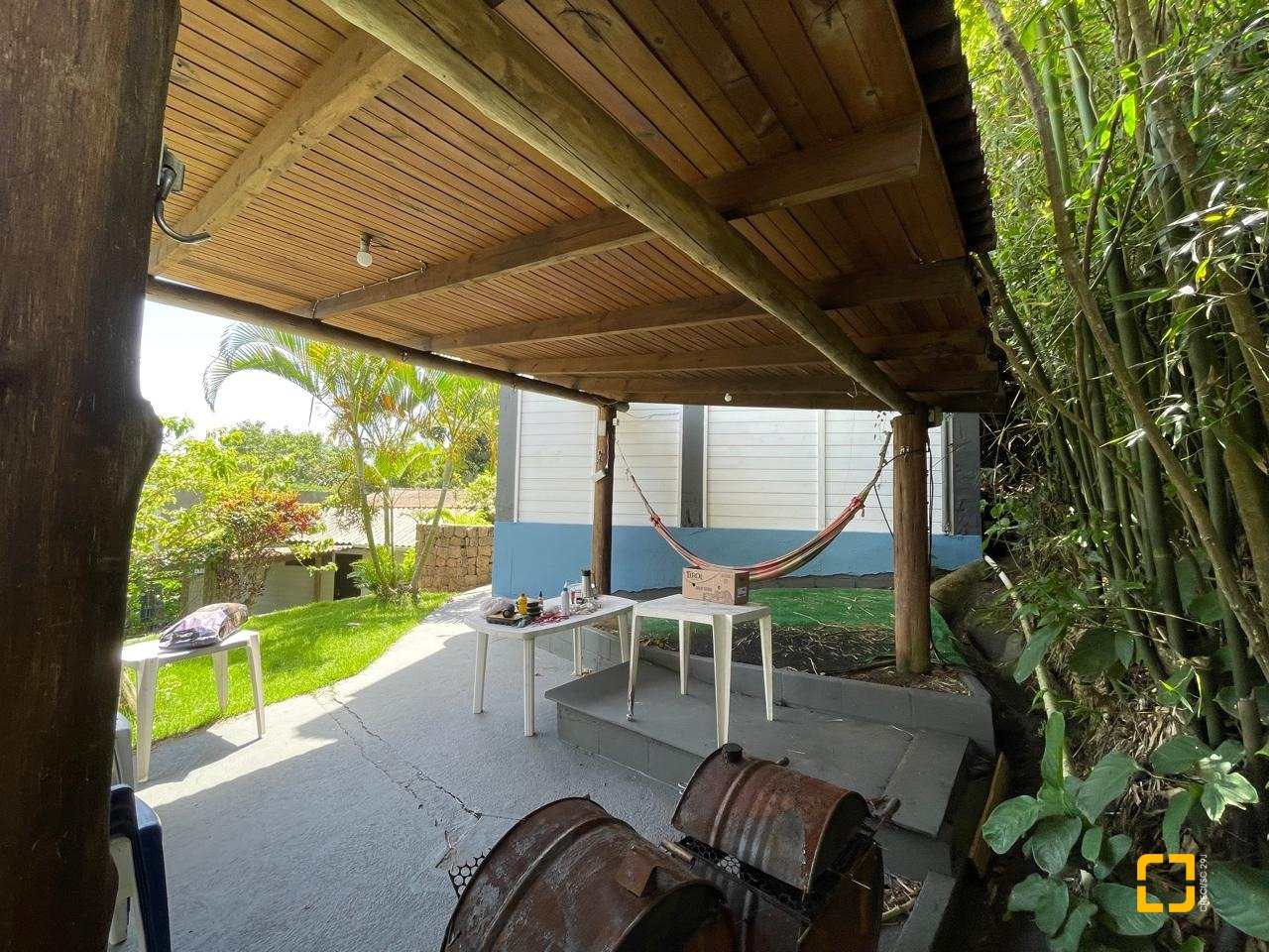 Hotel com 228m², 11 quartos, no bairro Barra da Lagoa em Florianópolis