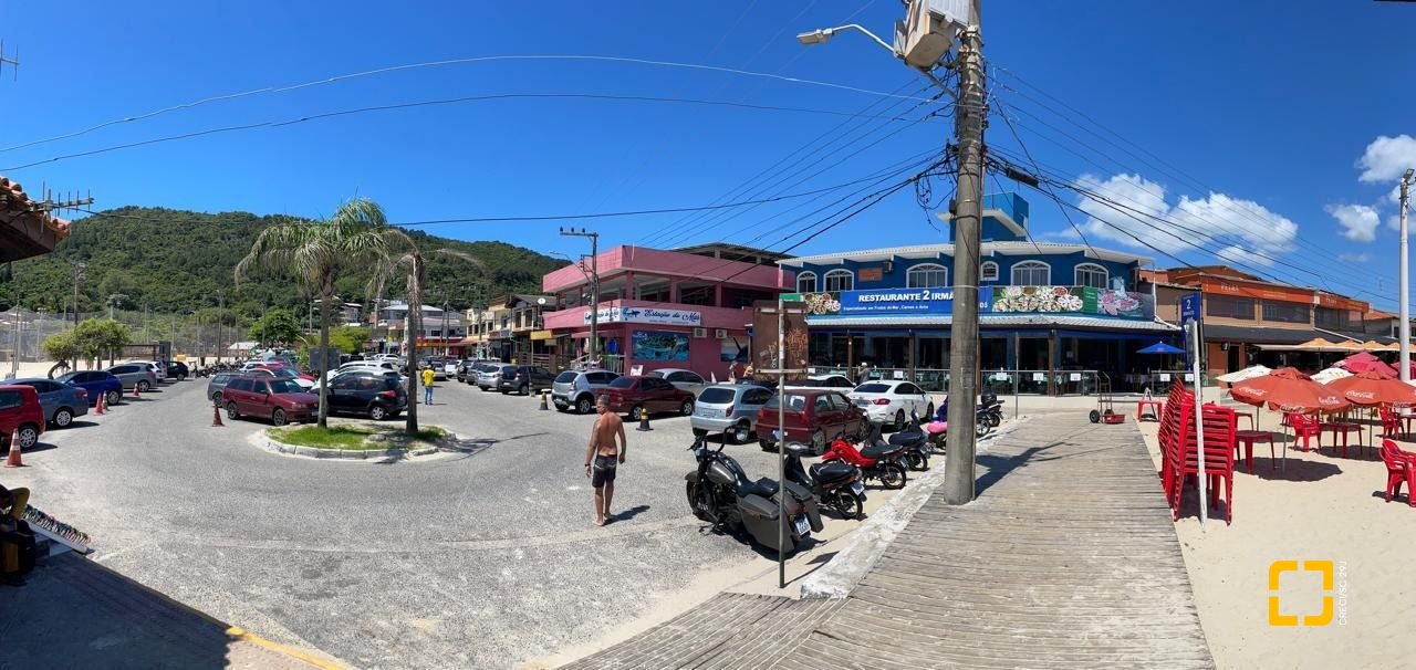 Hotel com 228m², 11 quartos, no bairro Barra da Lagoa em Florianópolis