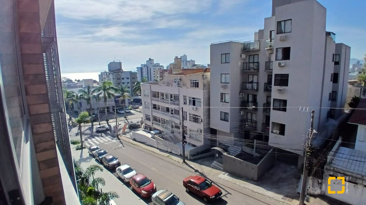 Apartamento com 69m², 3 quartos (sendo 1 suíte), 1 garagem, no bairro Estreito em Florianópolis