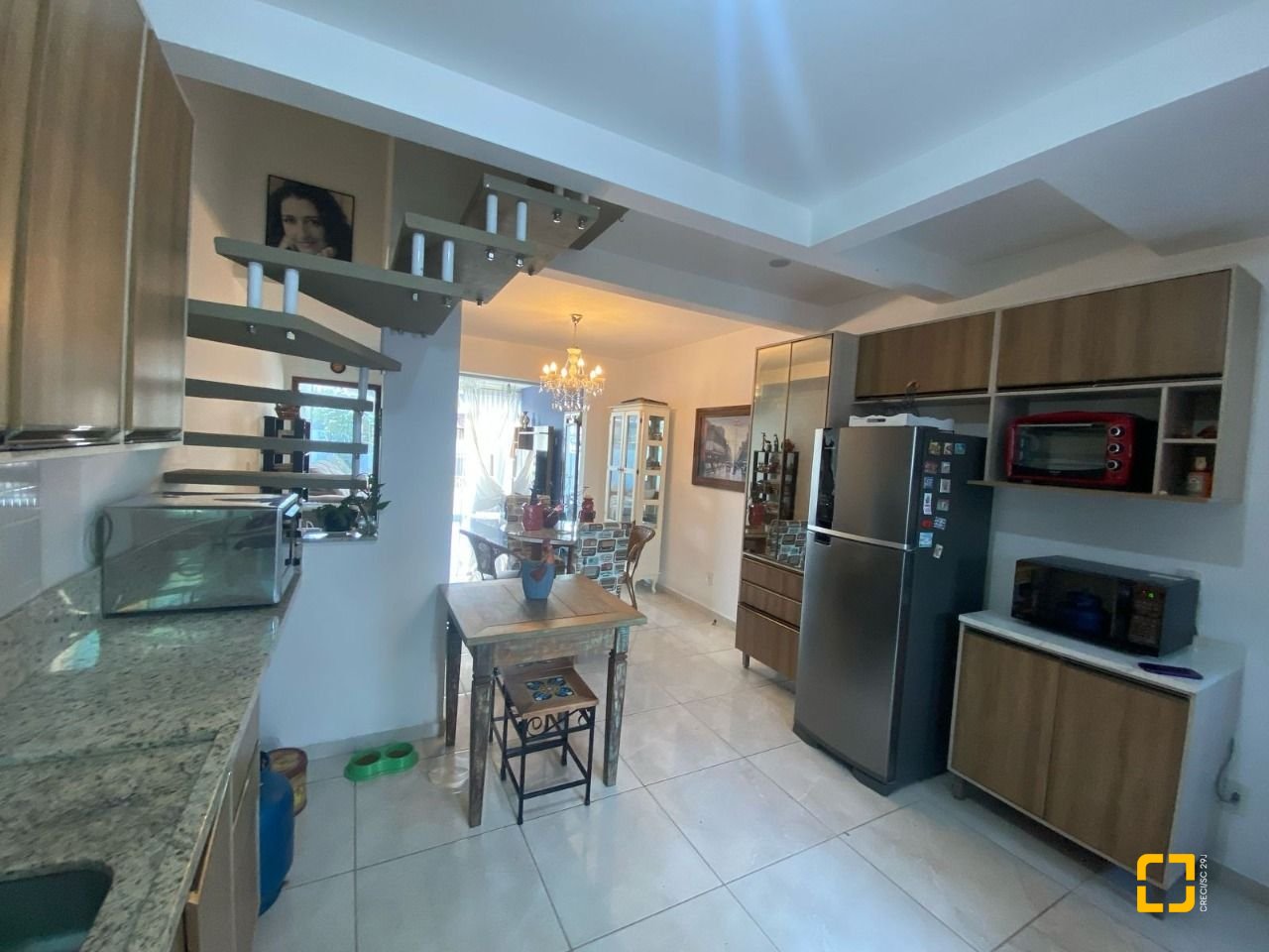 Casa com 91m², 4 quartos (sendo 2 suítes), 2 garagens, no bairro Ingleses em Florianópolis