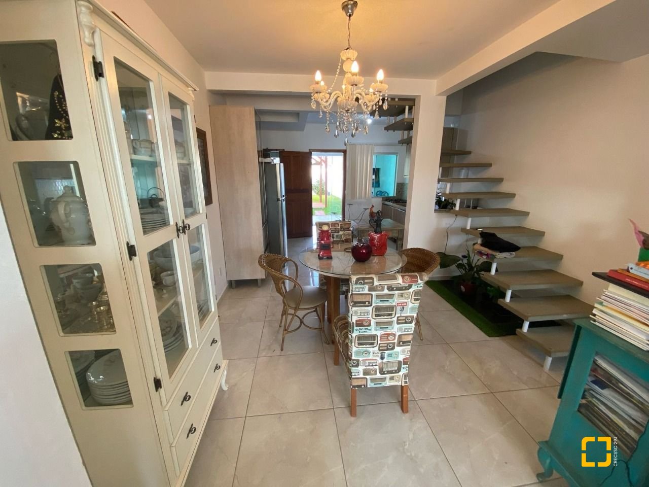 Casa com 91m², 4 quartos (sendo 2 suítes), 2 garagens, no bairro Ingleses em Florianópolis
