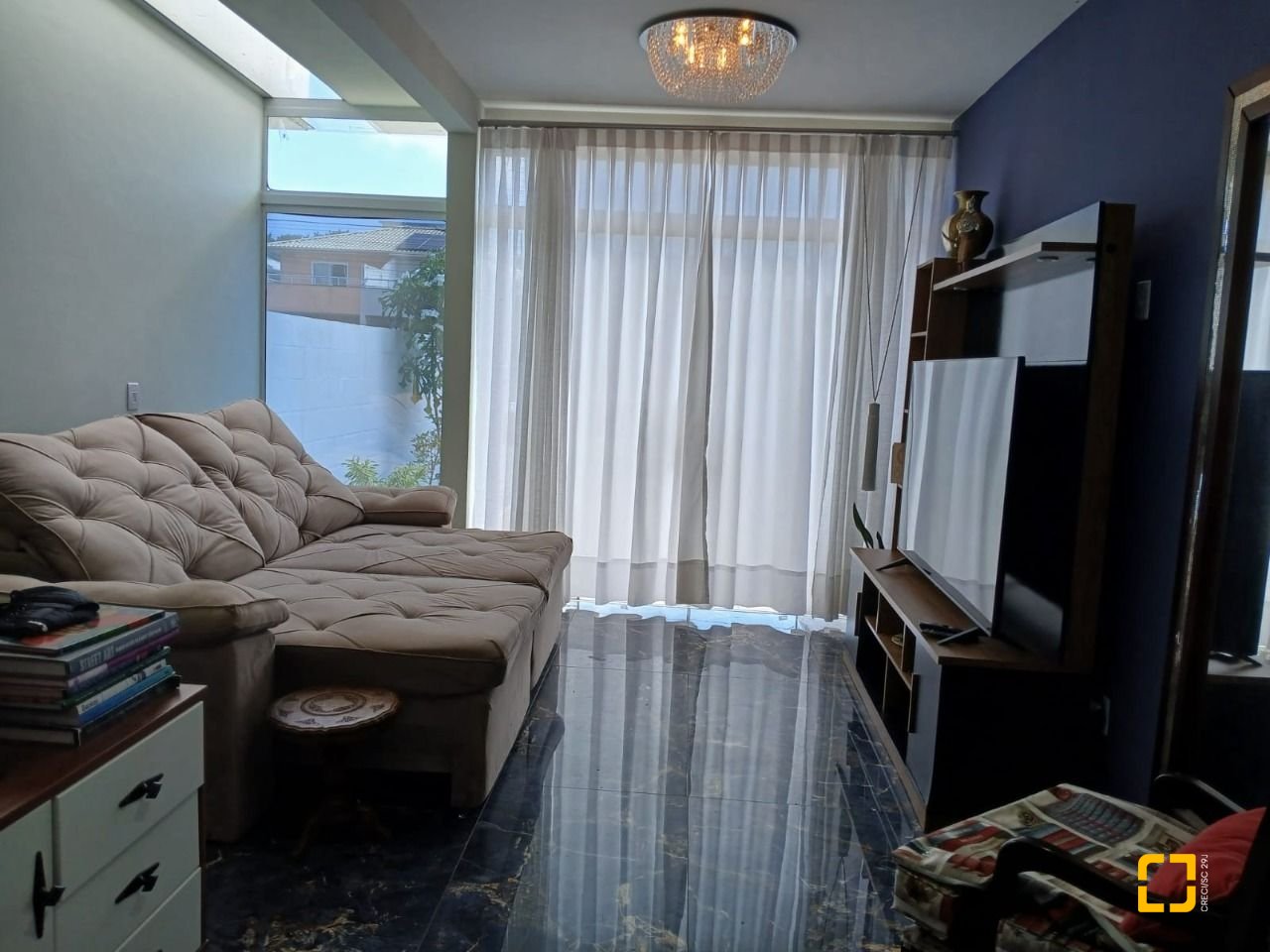 Casa com 91m², 4 quartos (sendo 2 suítes), 2 garagens, no bairro Ingleses em Florianópolis