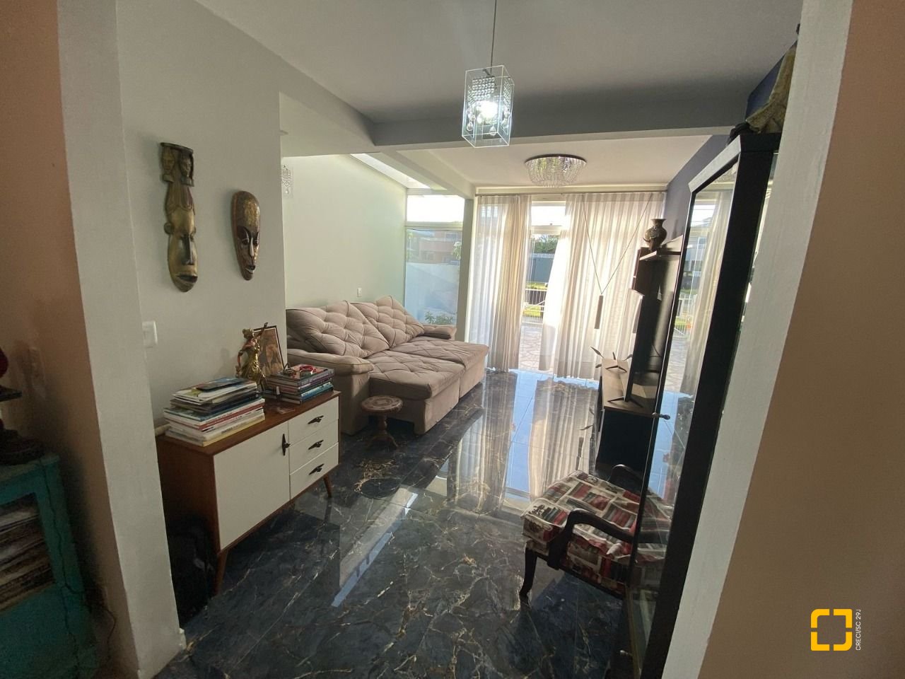 Casa com 91m², 4 quartos (sendo 2 suítes), 2 garagens, no bairro Ingleses em Florianópolis